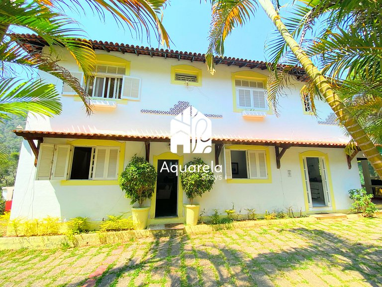 Sítio Primavera em Petrópolis | by Aquarela Stays