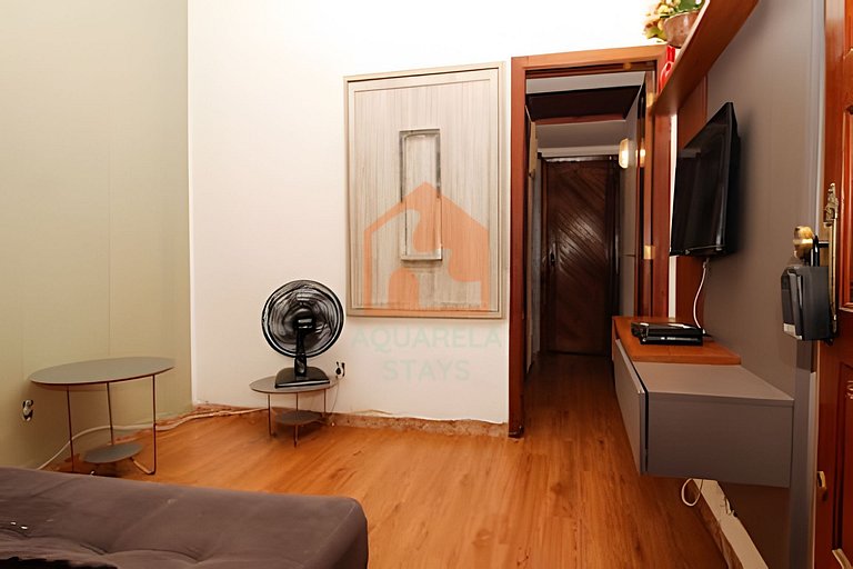 Apartamento econômico na praia de Copacabana