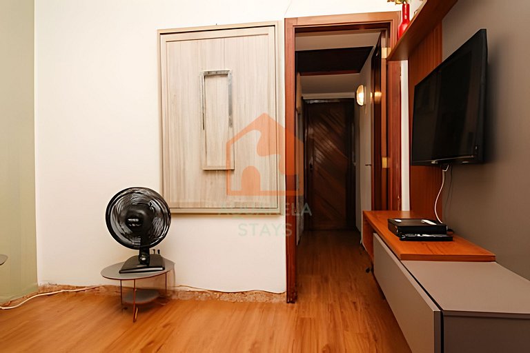 Apartamento econômico na praia de Copacabana