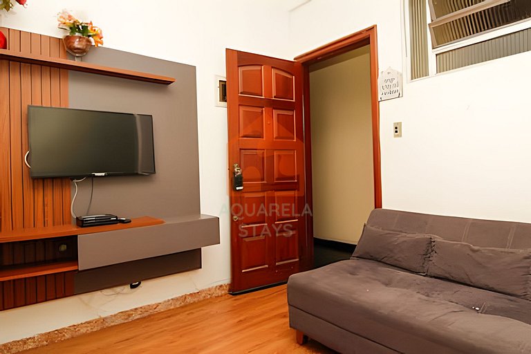 Apartamento econômico na praia de Copacabana