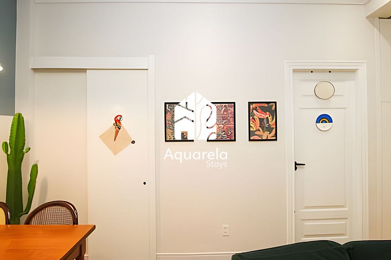 Brisa de Copa | Apto moderno em prédio Art Déco