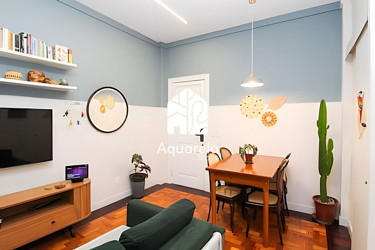 Brisa de Copa | Apto moderno em prédio Art Déco