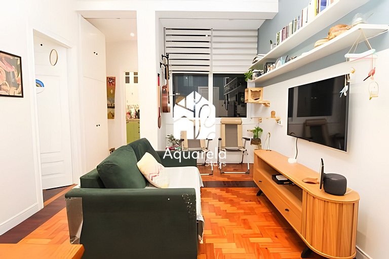 Brisa de Copa | Apto moderno em prédio Art Déco