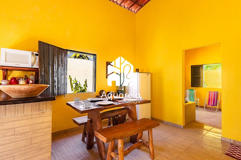 Yellow House in Icaraí de Amontada