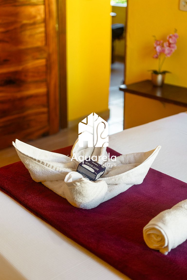 Casa Amarela em Icaraí de Amontada | by Aquarela