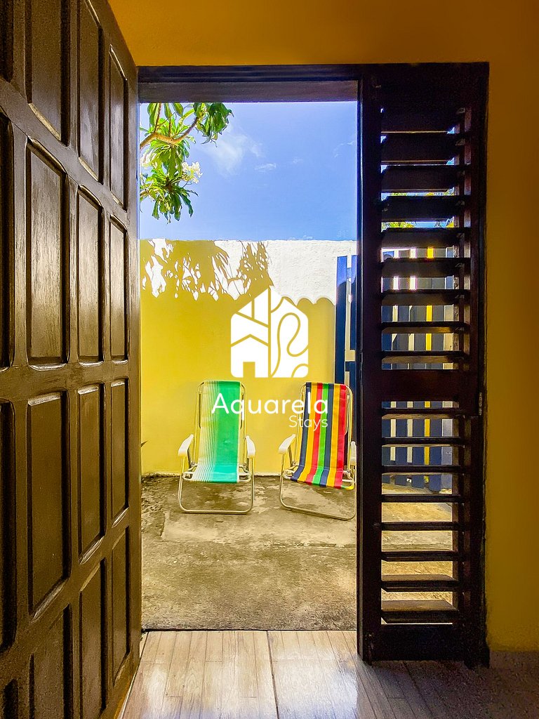 Yellow House in Icaraí de Amontada