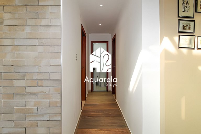 Casa moderna c/ piscina, área de lazer e coworking