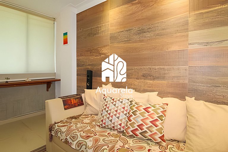 Casa moderna c/ piscina, área de lazer e coworking