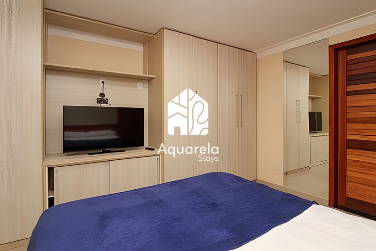 Casa moderna c/ piscina, área de lazer e coworking