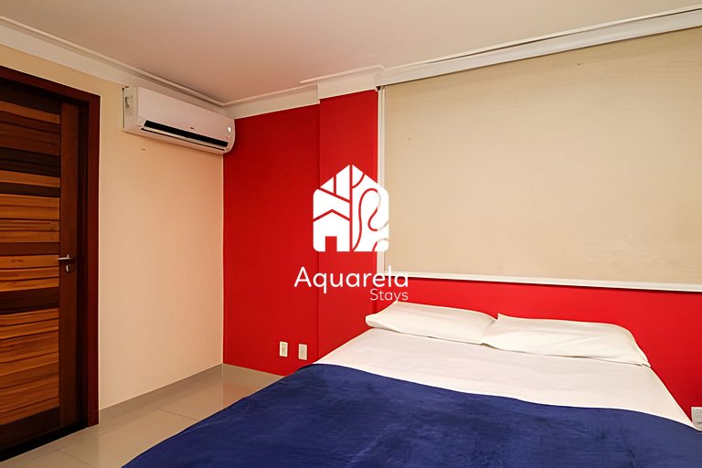 Casa moderna c/ piscina, área de lazer e coworking