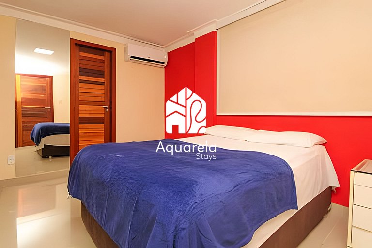 Casa moderna c/ piscina, área de lazer e coworking