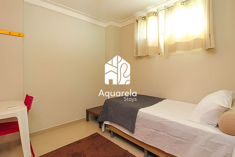 Casa moderna c/ piscina, área de lazer e coworking