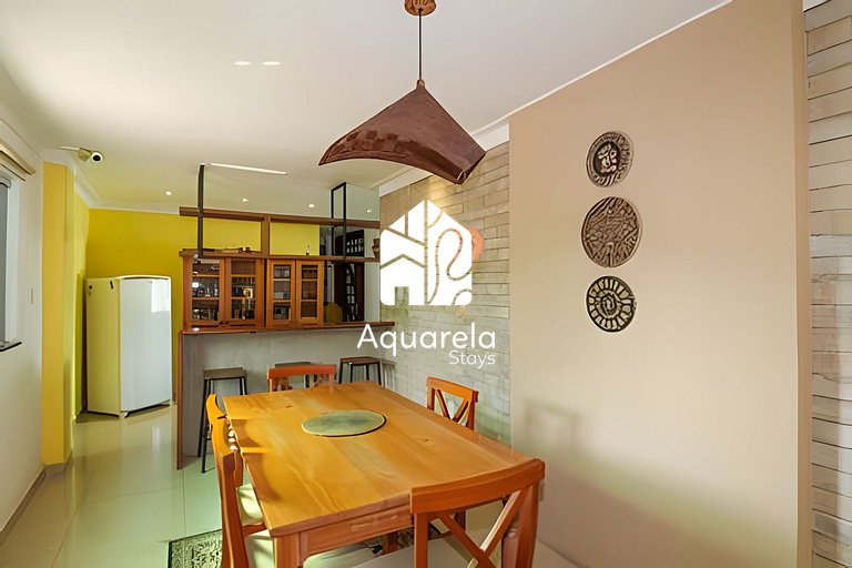 Casa moderna c/ piscina, área de lazer e coworking